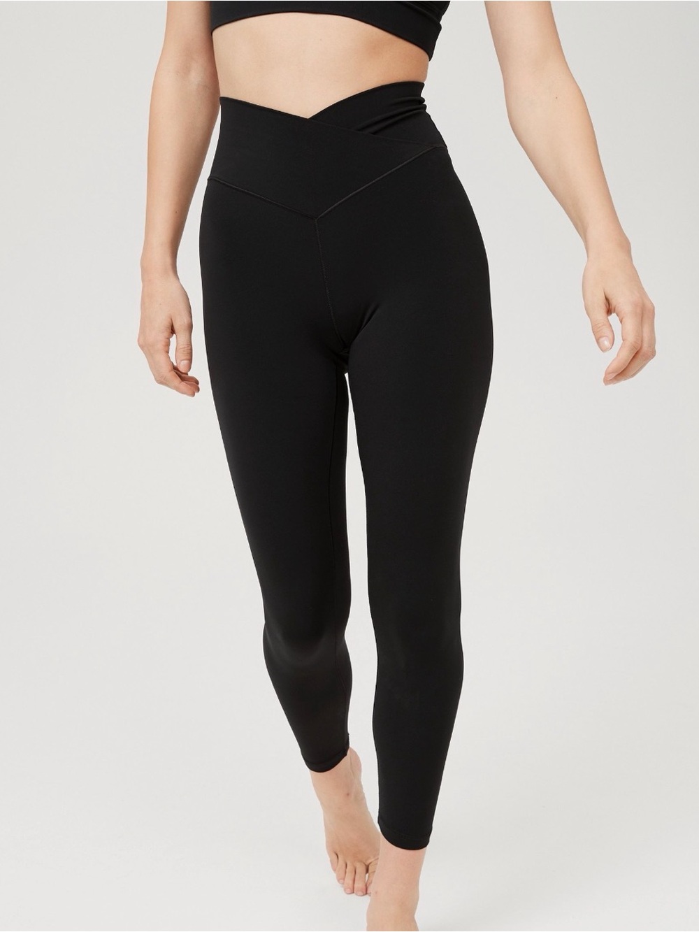 Aerie Offline Real Me High Waisted Crossover 7/8 Legging - S - Black